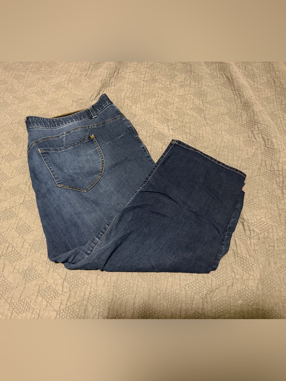 Democracy High-Rise Women's Blue Denim Crop Jeans